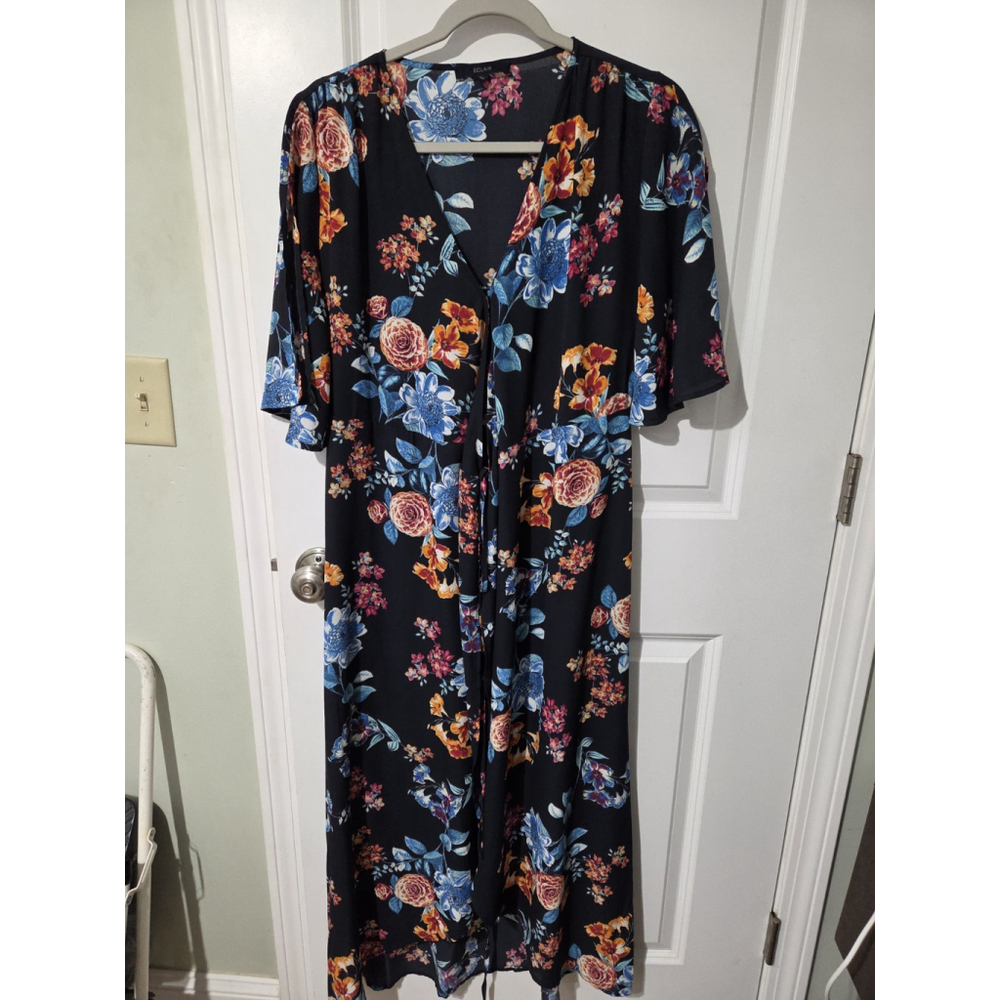Eclair Womens Size Large Wrap Dress Black Floral Maxi Short Split Sleeve EUC